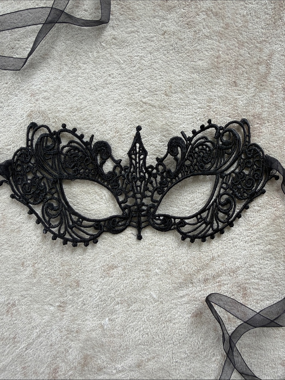 Black Lace Masquerade Eye Mask with Ribbon Ties - Picture 5 of 5